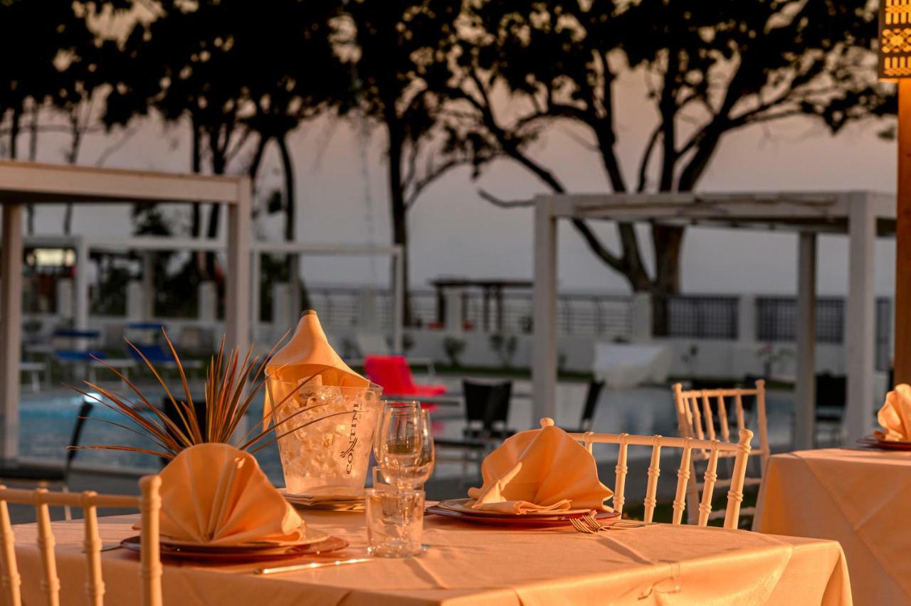 Hotel Lido Beach Phg 오리스타노 외부 사진